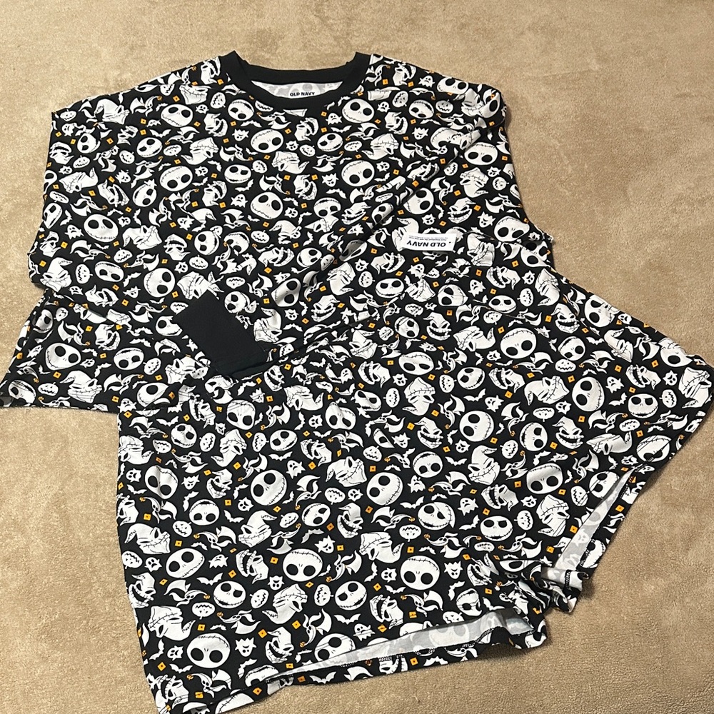 Old Navy Disney Nightmare Before Christmas Pajama Set; size Petite XL